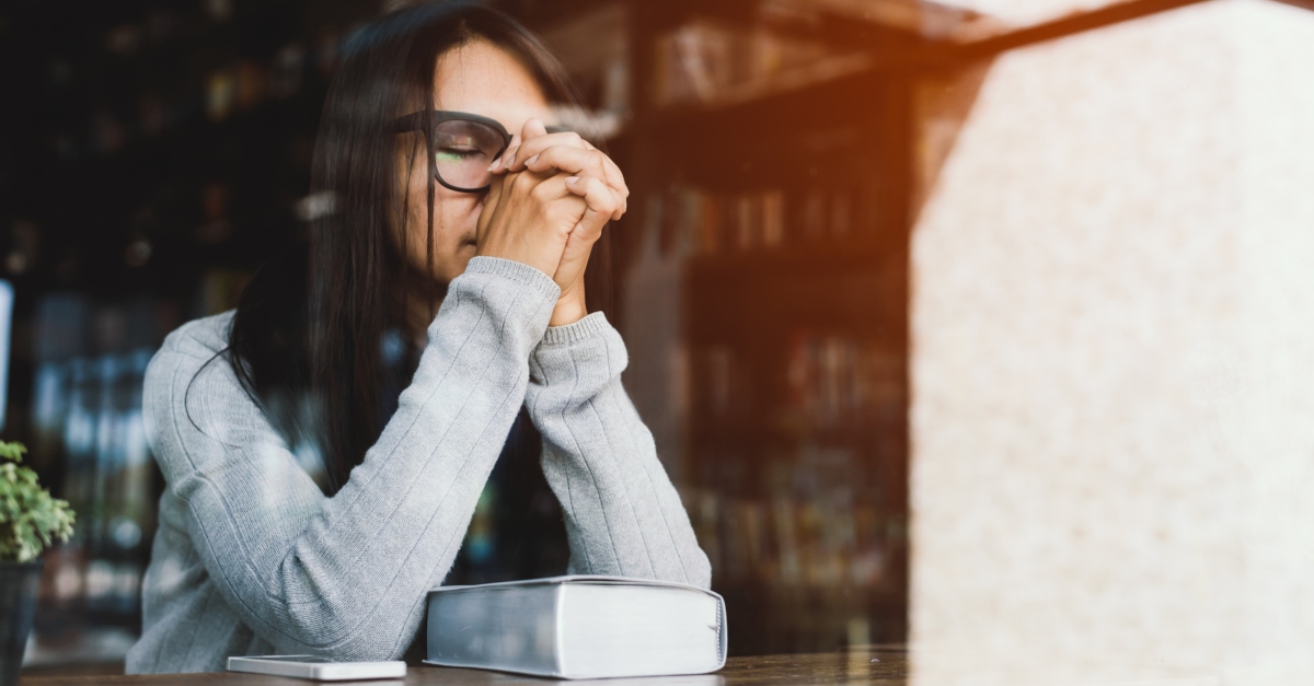 woman praying